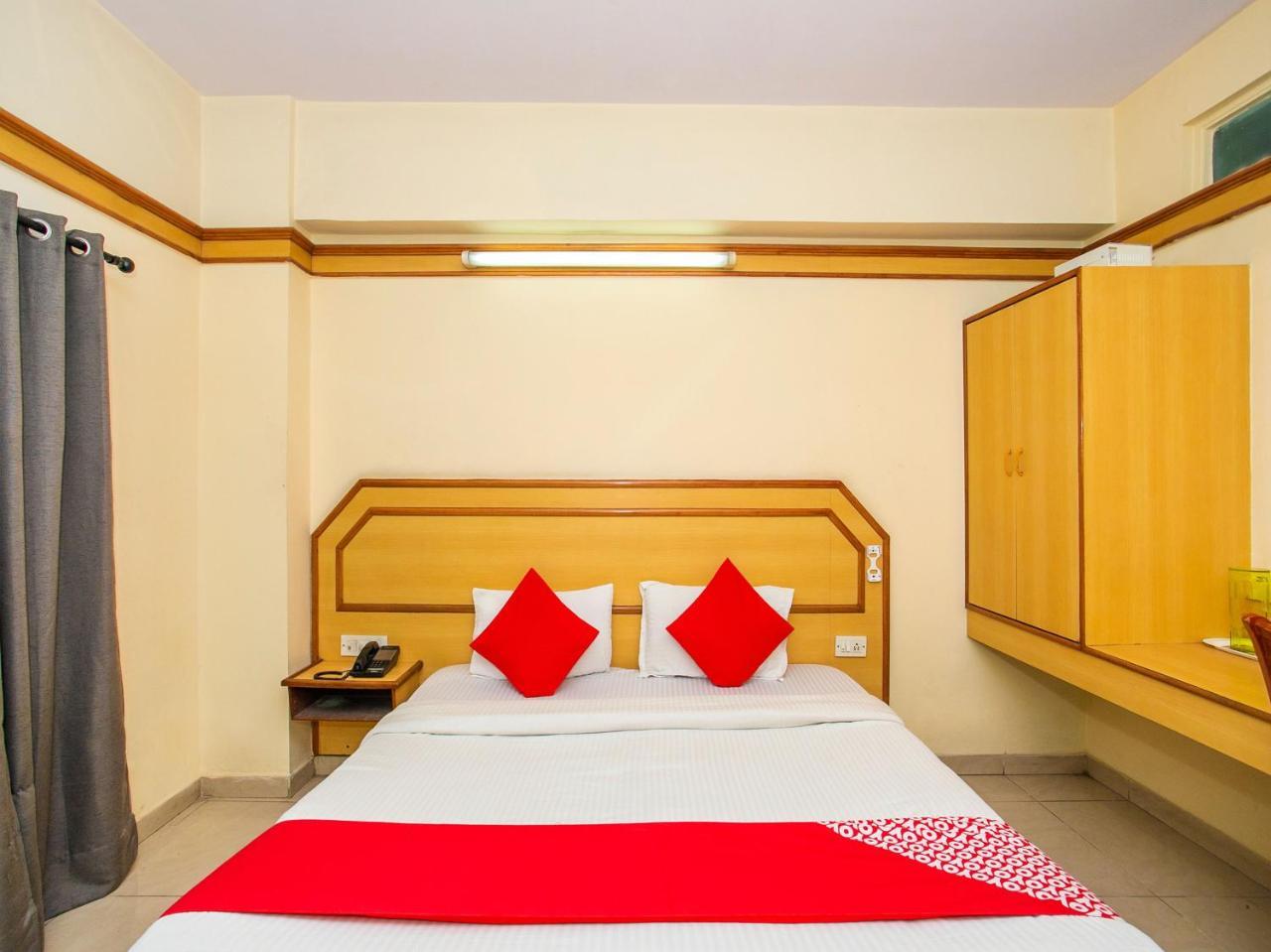 Oyo 649 Hotel Ajantha Trinity Inn Bangalore Exterior foto