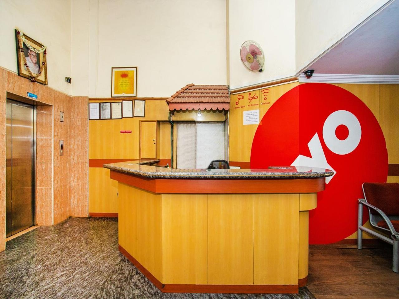 Oyo 649 Hotel Ajantha Trinity Inn Bangalore Exterior foto